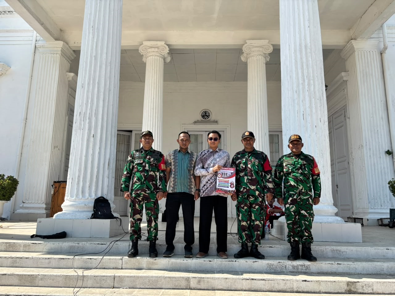 Tanamkan Karakter dan Kedisiplinan, SMK Untung Surapati Gelar Latihan Baris-Berbaris